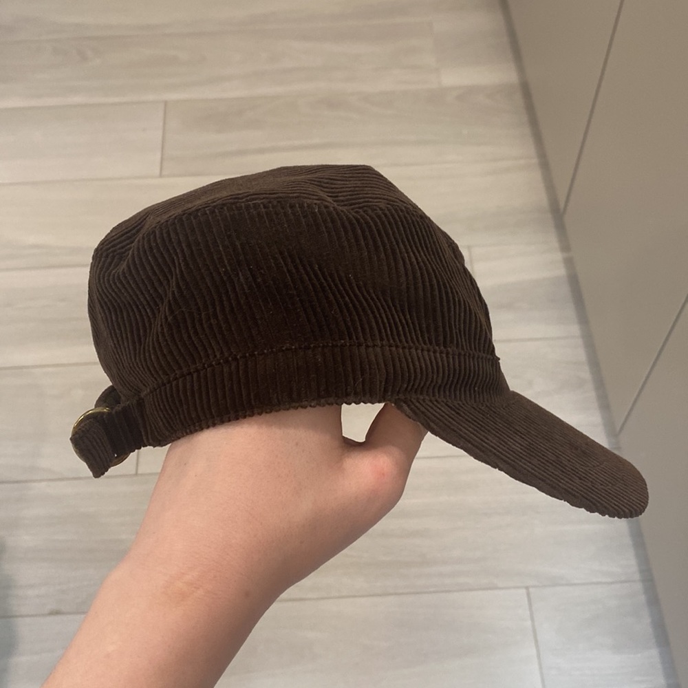 Burberry hat - Picture 3 of 7